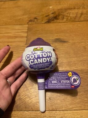Oosh Cotton Candy Scented Stretchy slime Purple and yellow